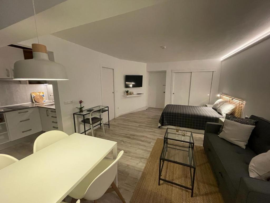 Apartamento C Y L Torremolinos Eksteriør bilde